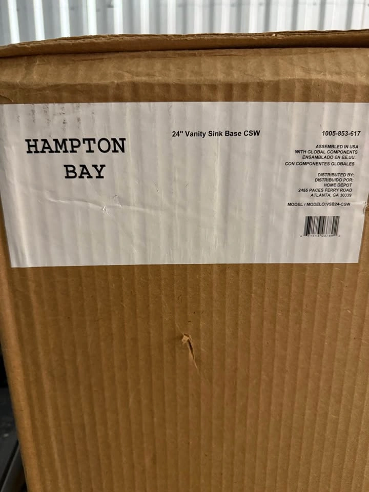 Hampton Bay Courtland 24" Sink Base Bath Cabinet - Polar White - photo 3