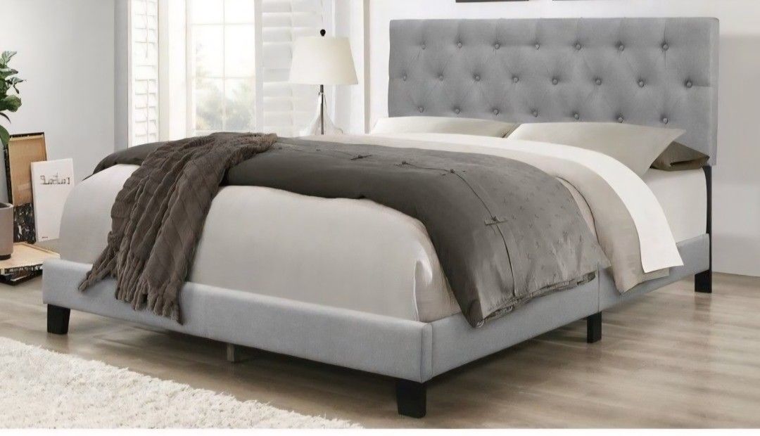 Drusilla Tufted Upholstered Low Full Size Bed