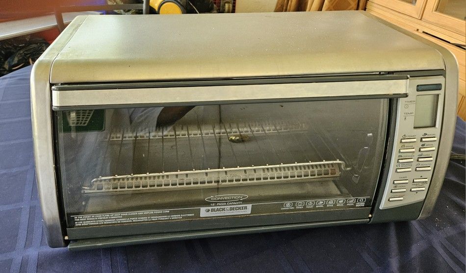 Black and Decker Convection Toaster Oven