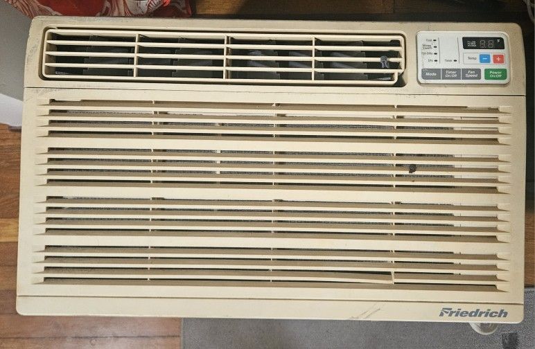 Friedrich Window Air Conditioner 12000 Btu