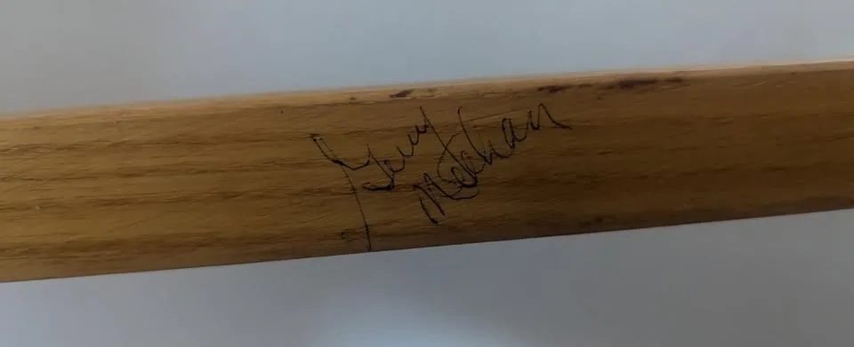 TORONTO MAPLE LEAFS 1968 SIGNED HOCKEY STICK image indicator(6)