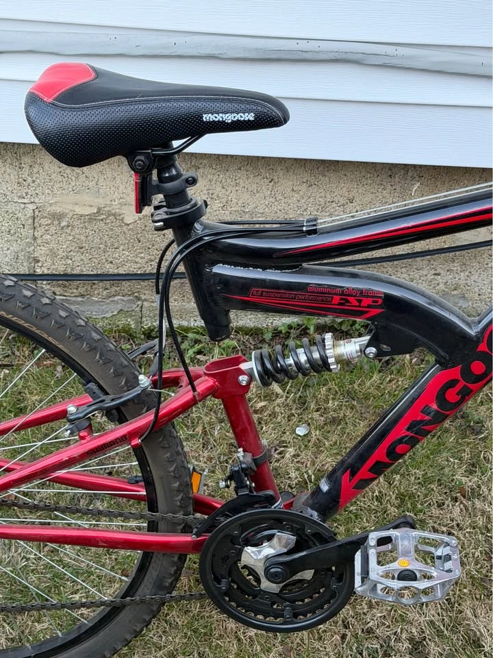 Mongoose XR-75 21 Speed 26-inch Mountain Bike - photo 3