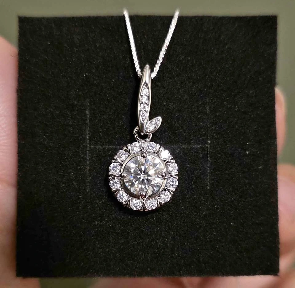New Moissanite 1 carat halo sterling silver pendant