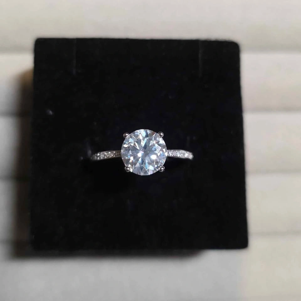 New Moissanite 2 carat ring pave band - photo 3