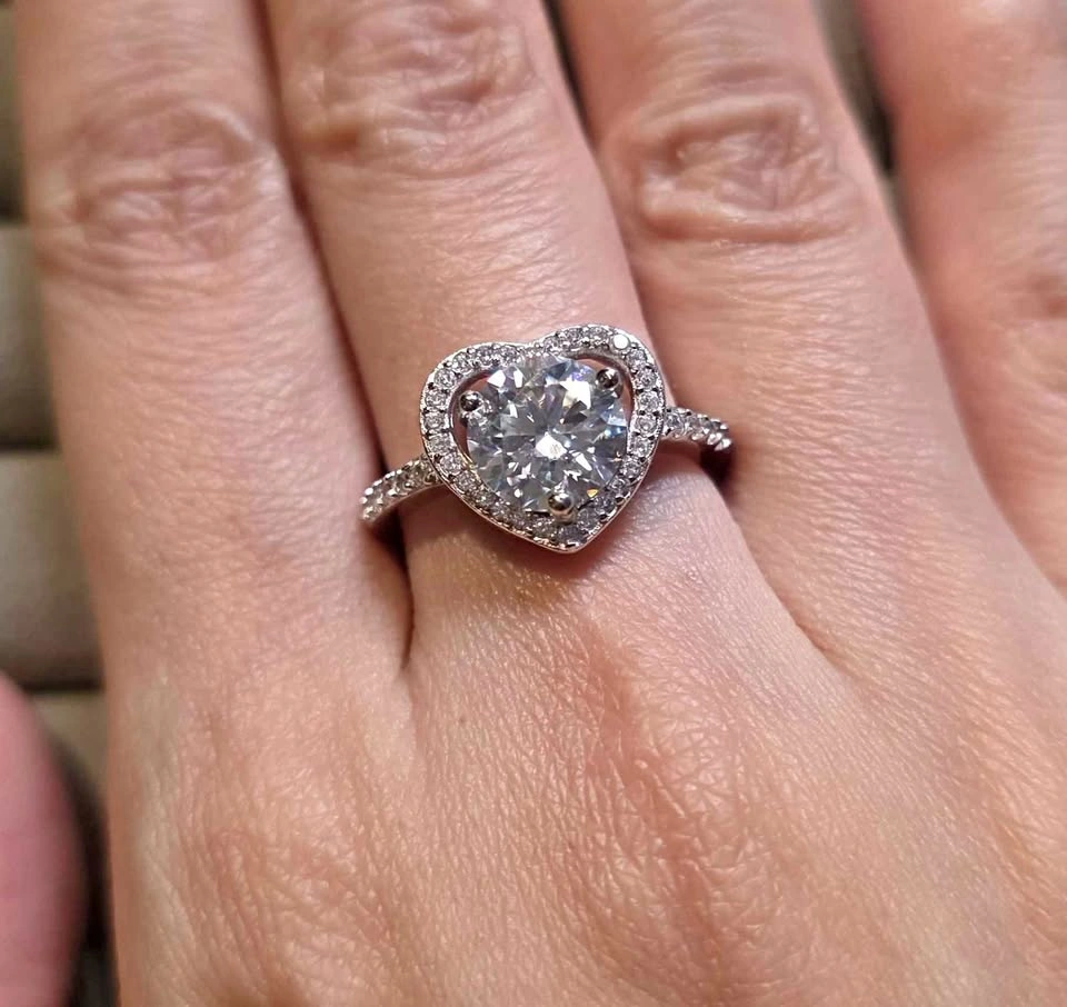New Moissanite 2 carat heart halo ring