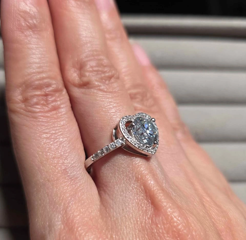 New Moissanite 2 carat heart halo ring - photo 3