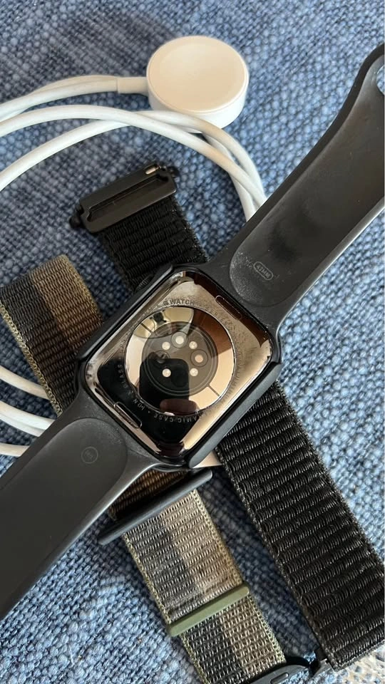 Apple Watch Series 7 45mm GPS - photo 2