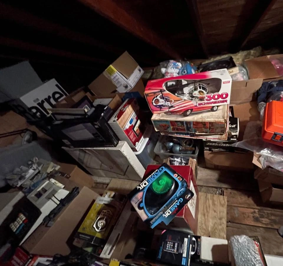 Collectors Attic Sale for Pickers, Collectors, Resellers - photo 5