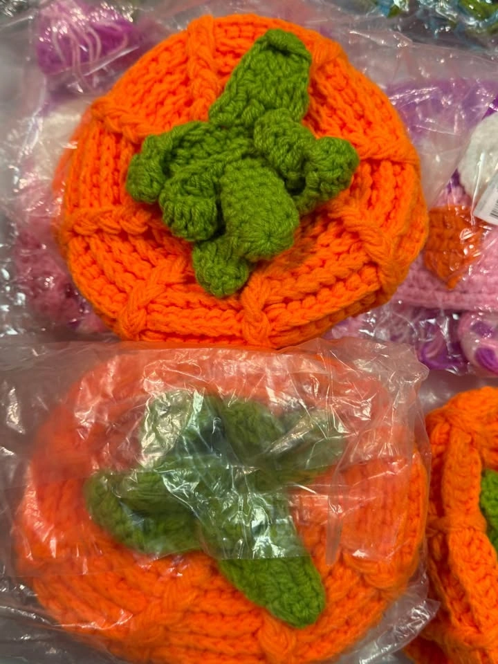 Baby Hats: Owl & Pumpkin Beanies - photo 4