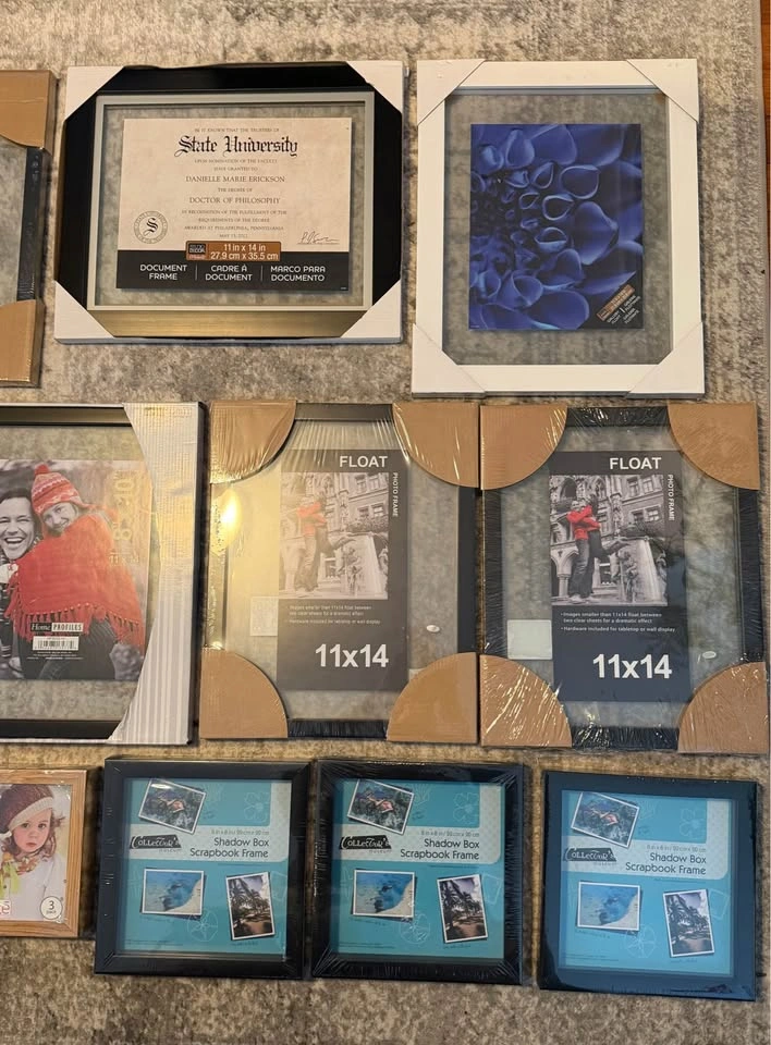 Large Selection of Picture Frames - photo 2