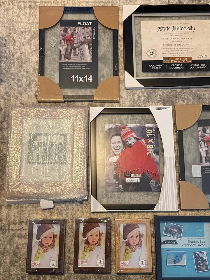 Large Selection of Picture Frames - photo 3