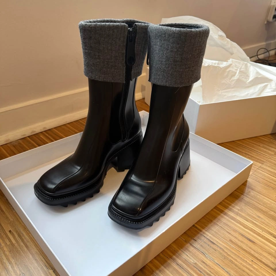 Chloe Betty Rain Boots Black and Grey - photo 2