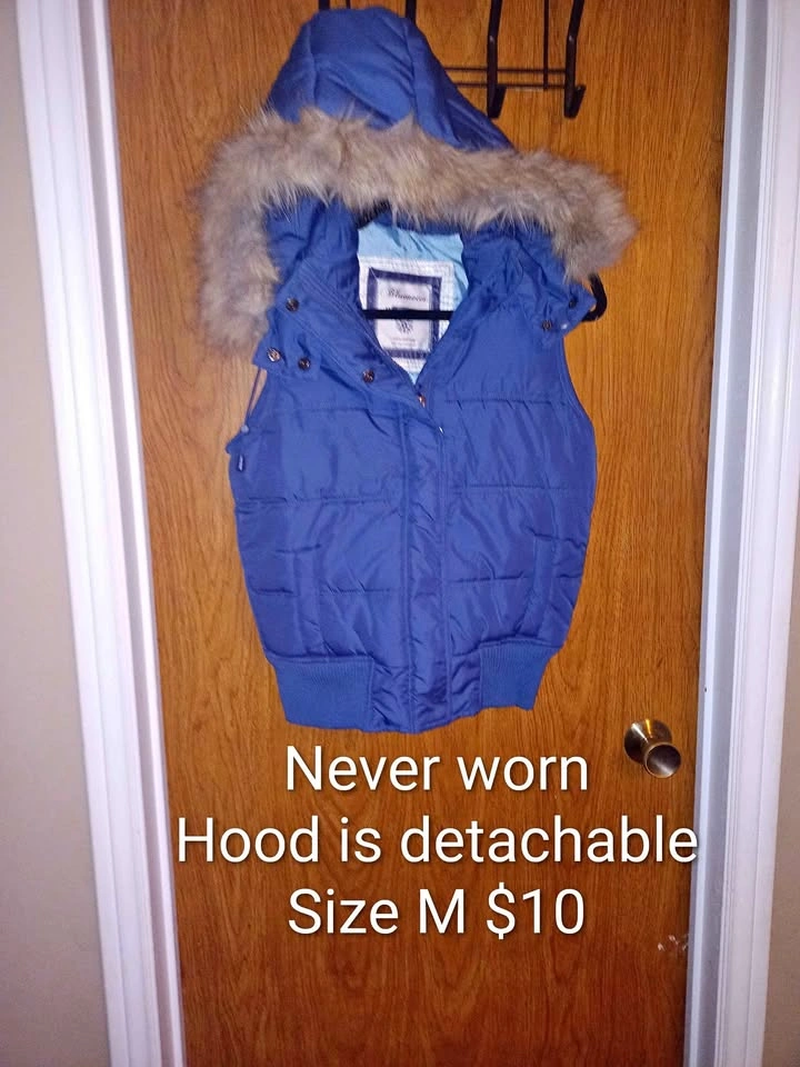 Woman's M vest