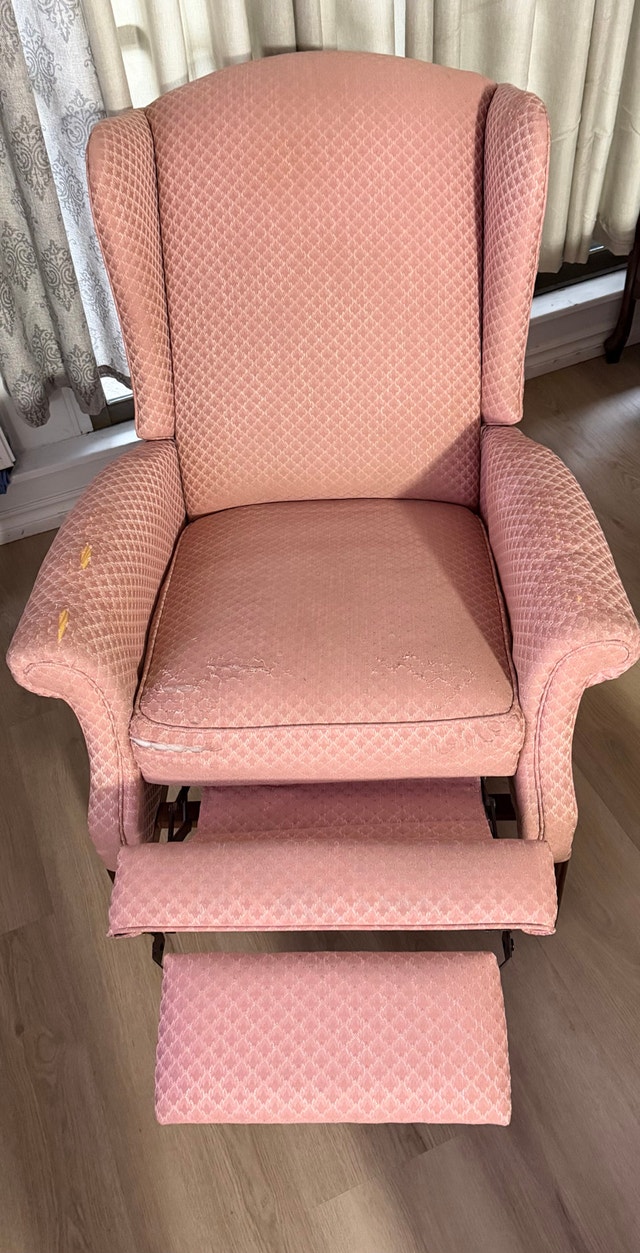 LA-Z-BOY Wingback Reclining Chair - photo 5