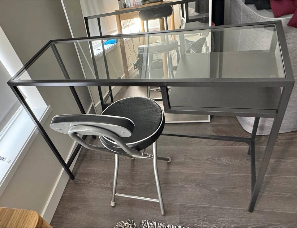 IKEA Vittsjo Glass Table