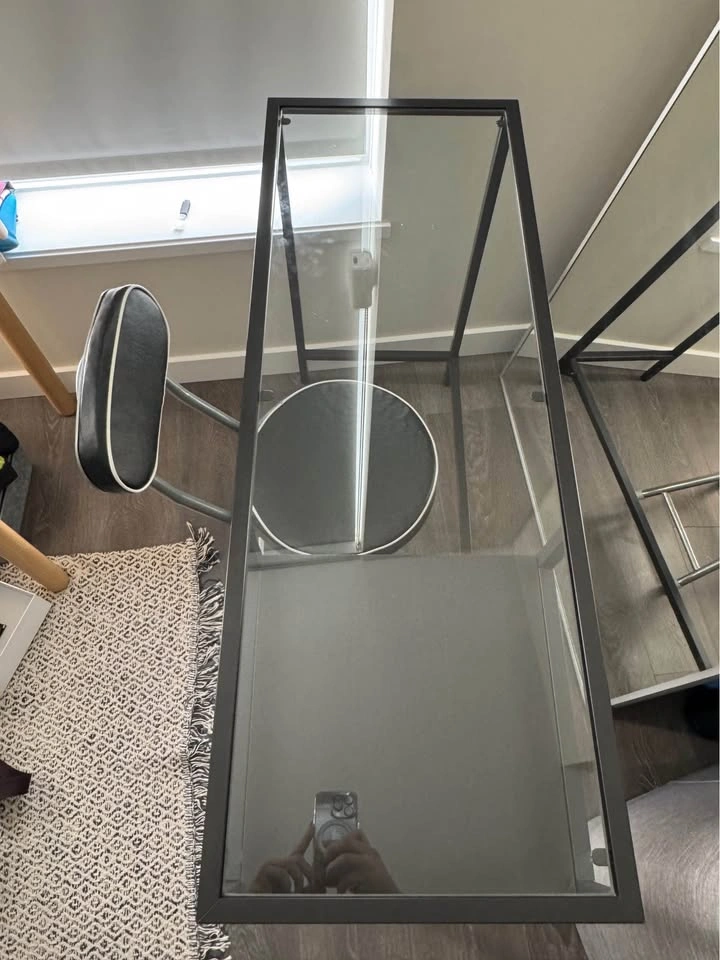 IKEA Vittsjo Glass Table - photo 2