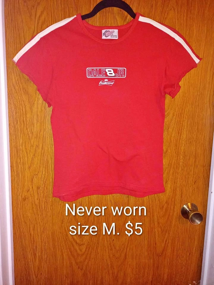 Woman's M shirt