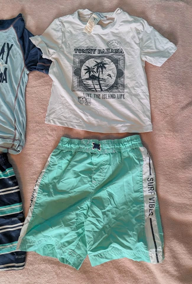 Boys 4T Swim Shorts and Rash Guard Swim Tee - photo 2