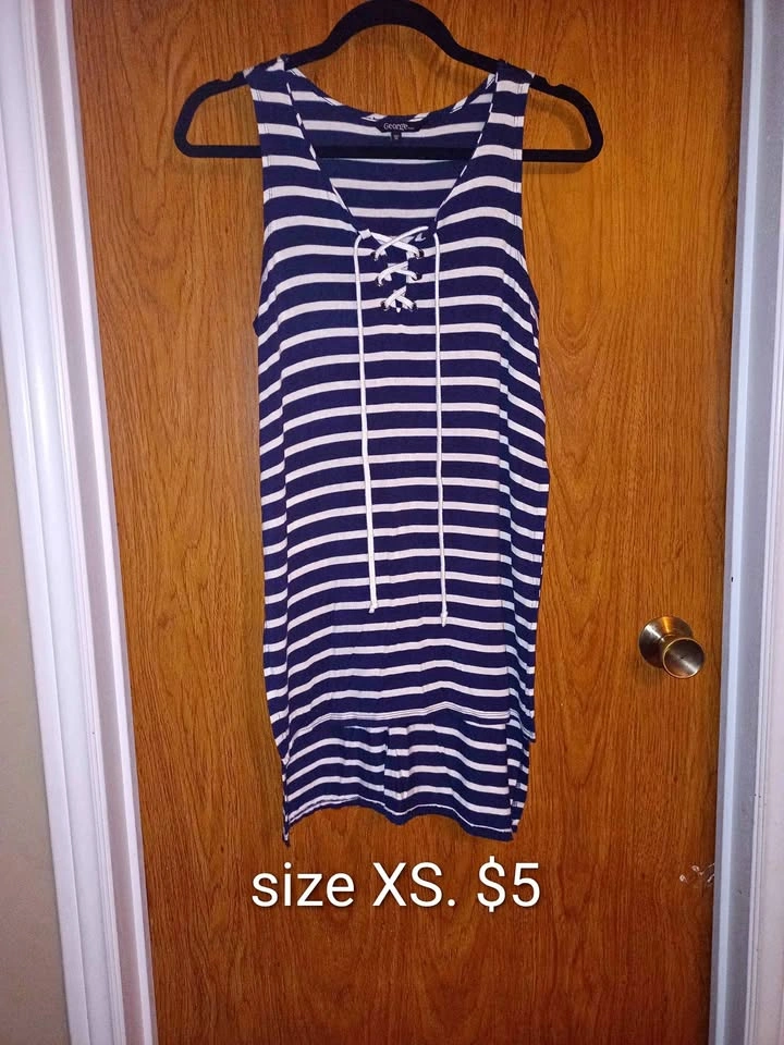 Woman's XS shirt