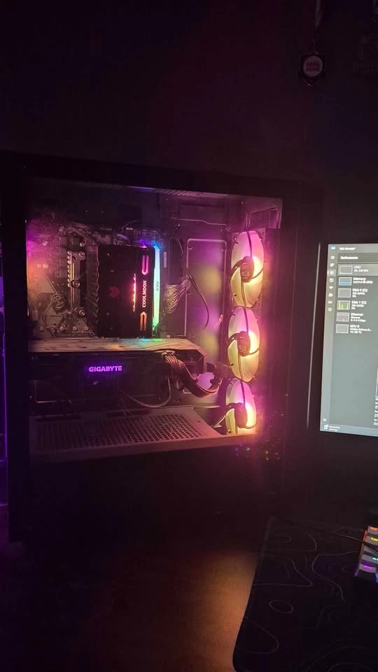 Custom Gaming pc - photo 2