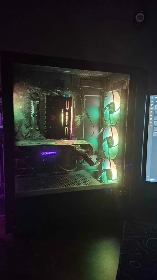 Custom Gaming pc - photo 3
