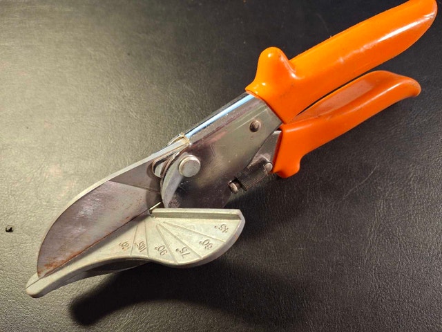 Miter Shear Cutter 8"