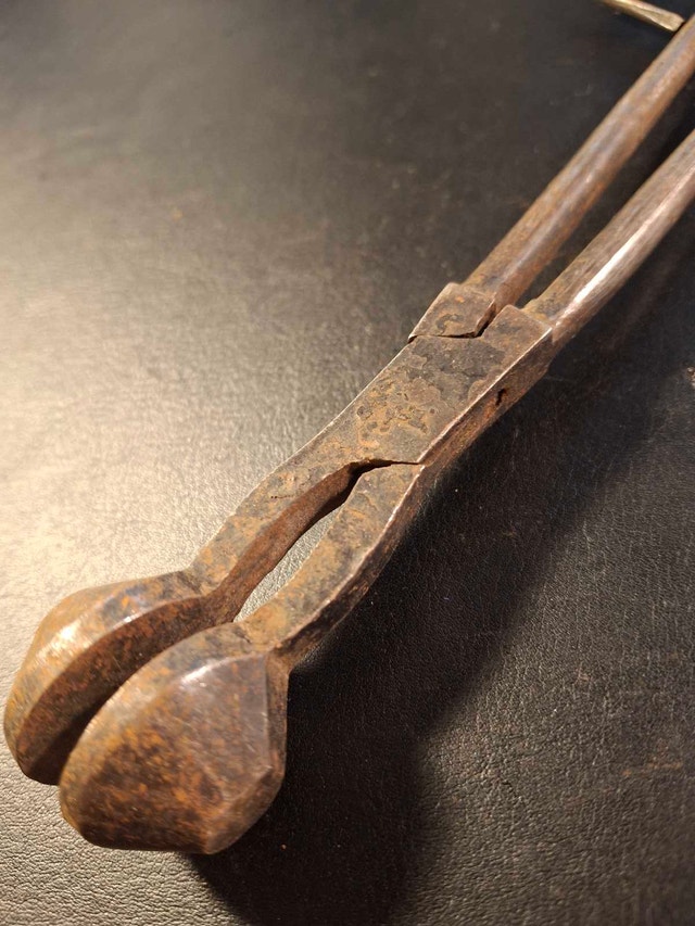 Steel Tongs 9" - blacksmithing or metalworking - photo 2