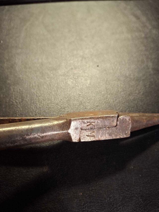 Vintage KM bent needle nose pliers - photo 3