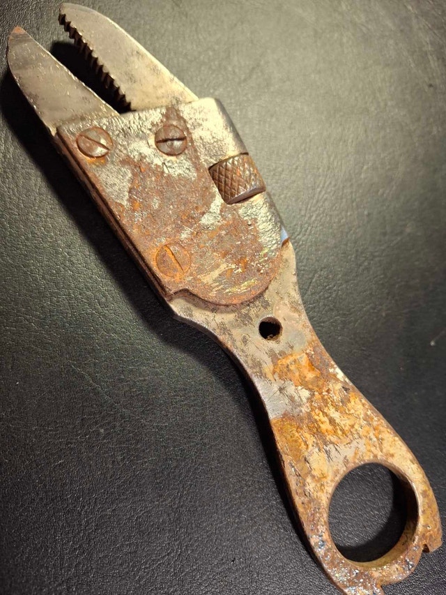 Elgin Adjustable Alligator Wrench - photo 3