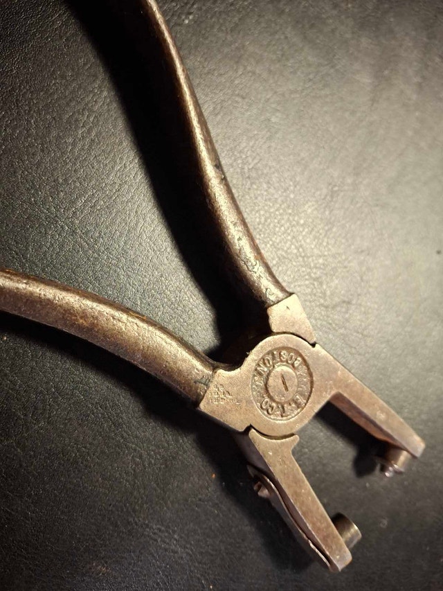 Boston Eyelet Tool 8" - photo 4