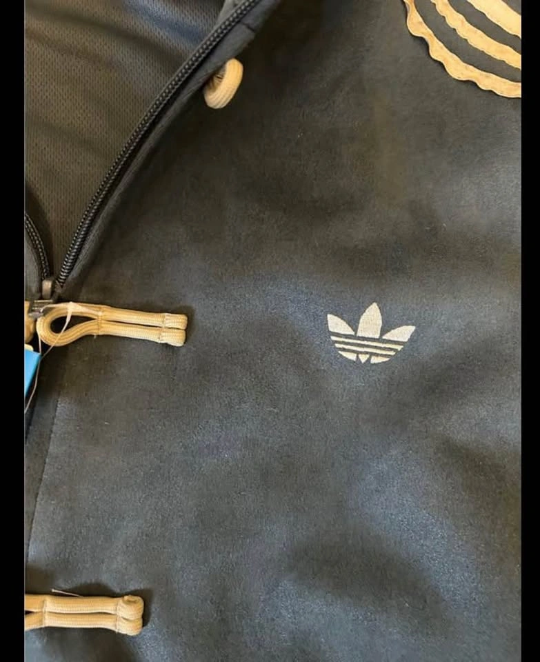 (BRAND NEW) Adidas CNY jackets-Unisex size medium - photo 4
