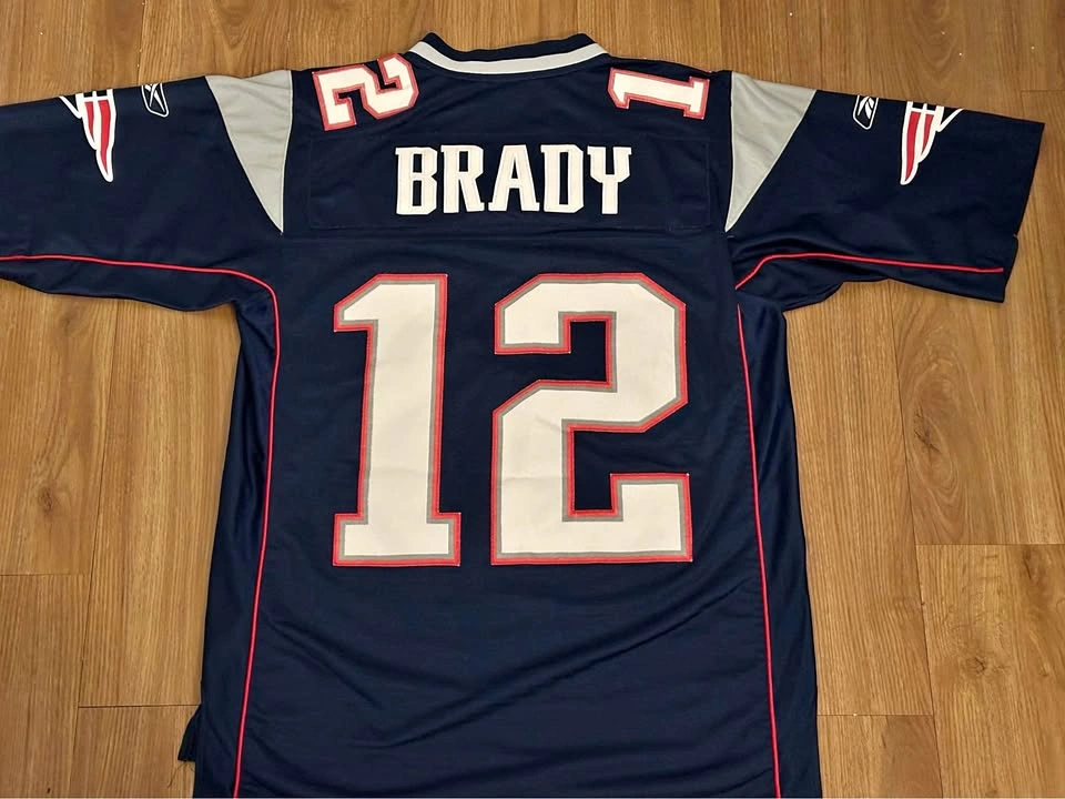 Rare 2006 Tom Brady Jersey - Medium