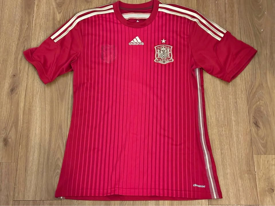 Medium 2014 Spain Jersey