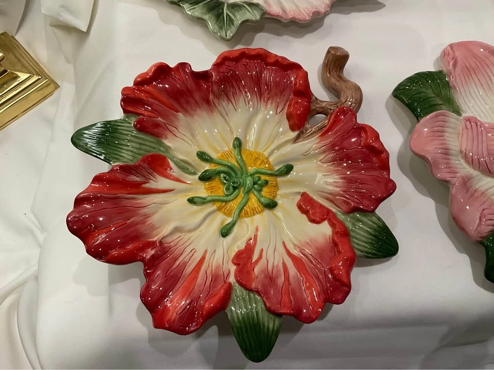 Fitz and Floyd Floral Decorative Plates Set of 4 + 1 - photo 4