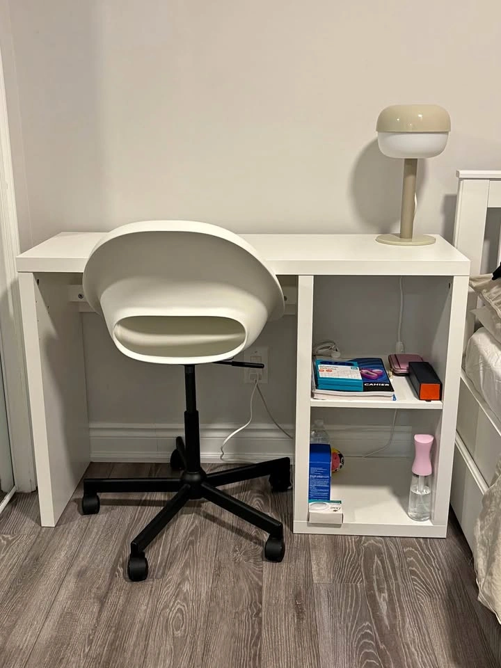 IKEA KALLAX Desk — Excellent Condition