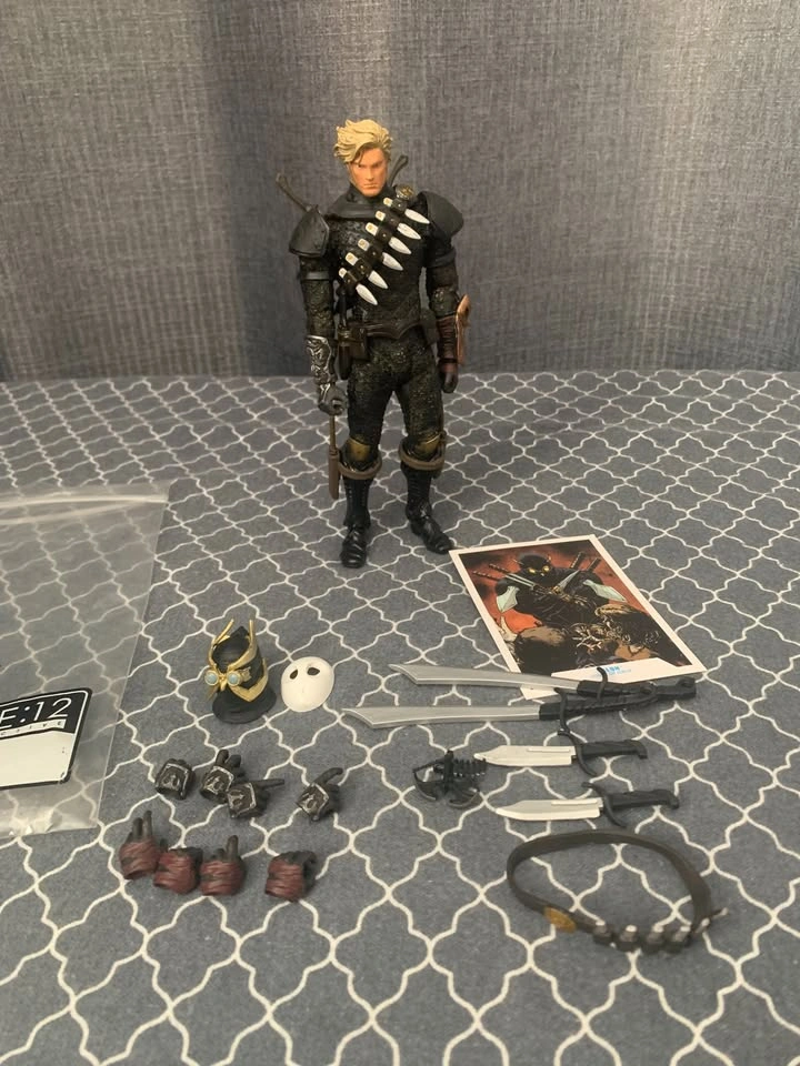 Mezco Talon (Custom) - photo 4