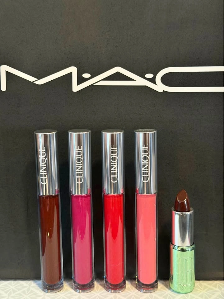 BRAND NEW Clinique Lip Glosses