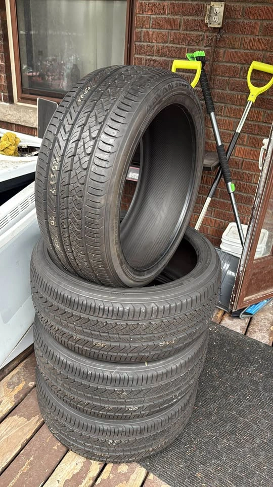 NEW All Season 19" Yokohama Advan Sport A/S+ - 225/40R19 93Y - photo 2