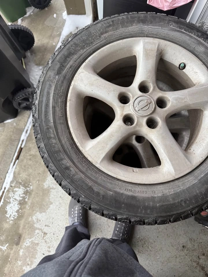 Michelin Winter Tires Size 215/60R16 - photo 2