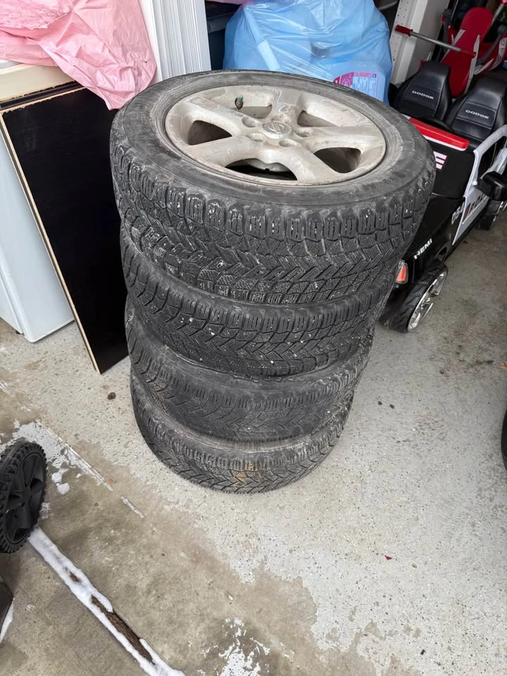 Michelin Winter Tires Size 215/60R16 - photo 3