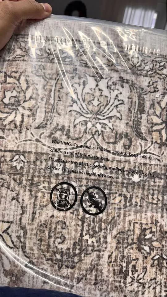 Area Rug 5'x7' thumbnail