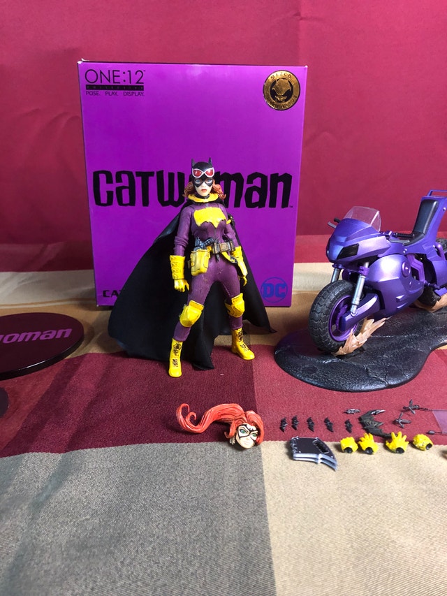 Mezco Batgirl with Batcycle (Custom)