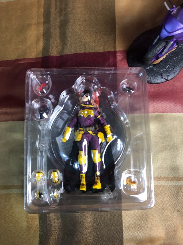 Mezco Batgirl with Batcycle (Custom) - photo 3