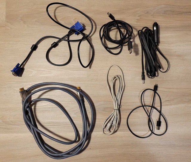 Lot of cables!