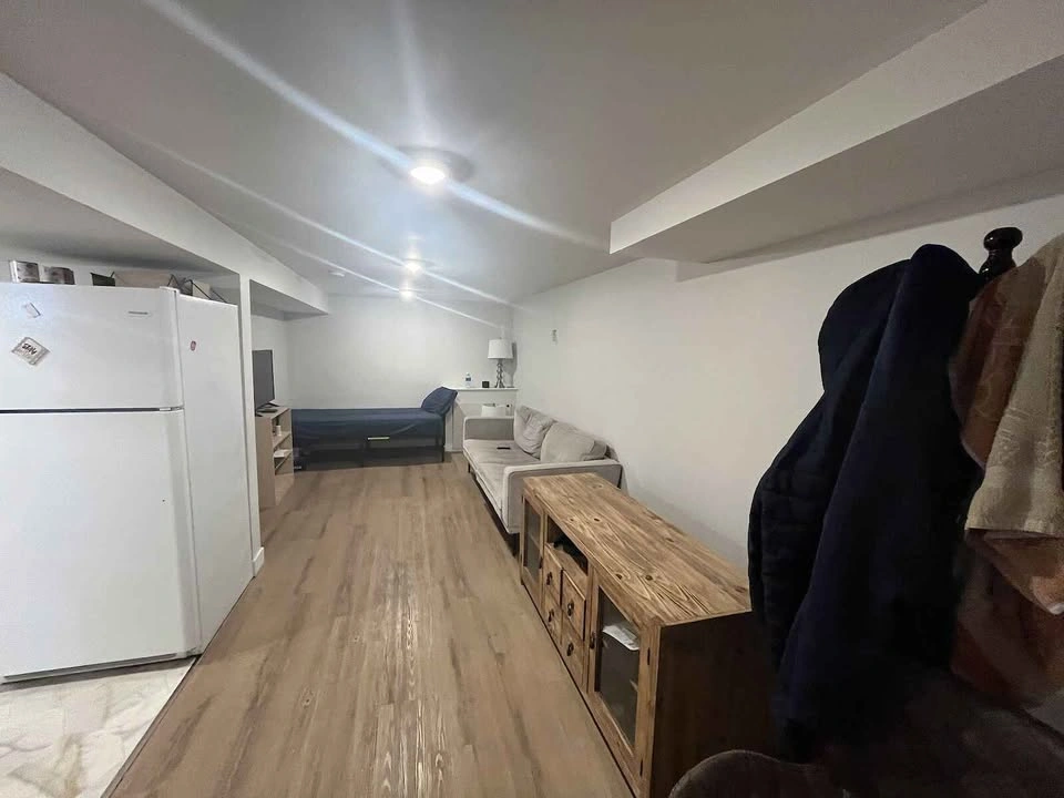 2 Beds 1 Bath - House - photo 5