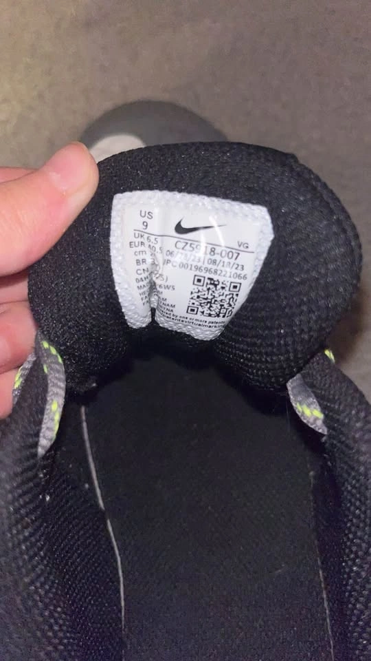 Women's Cleats Size 9 - photo 2
