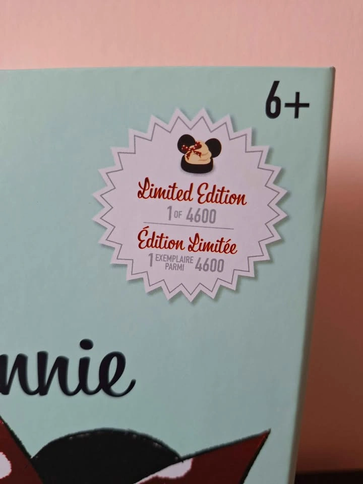 Disney Store Mickey & Minnie Sweethearts Doll Set - photo 3