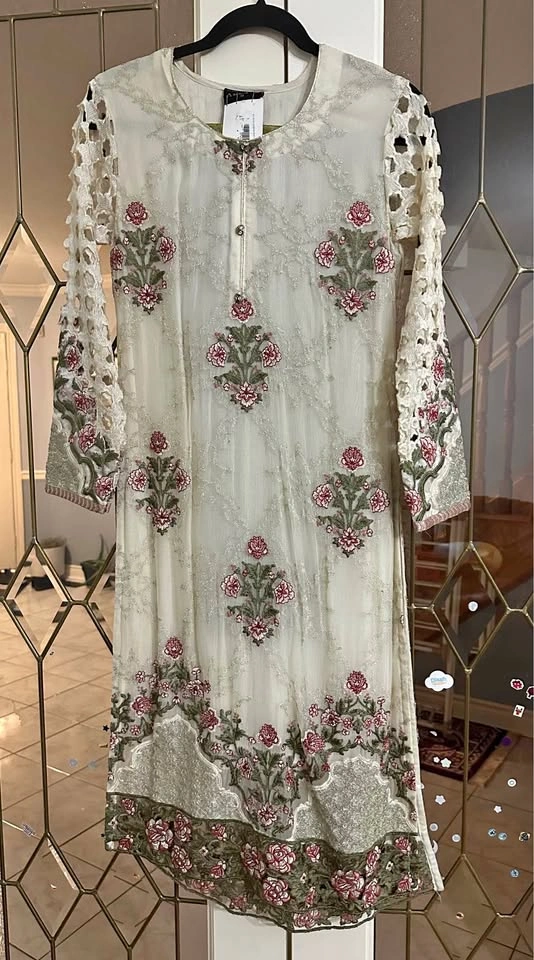 Two piece ladies suit (shirt & trouser), S/M