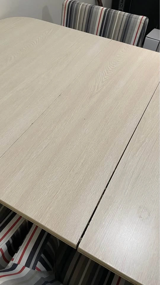 4 Dining Chairs + Free Table - photo 2
