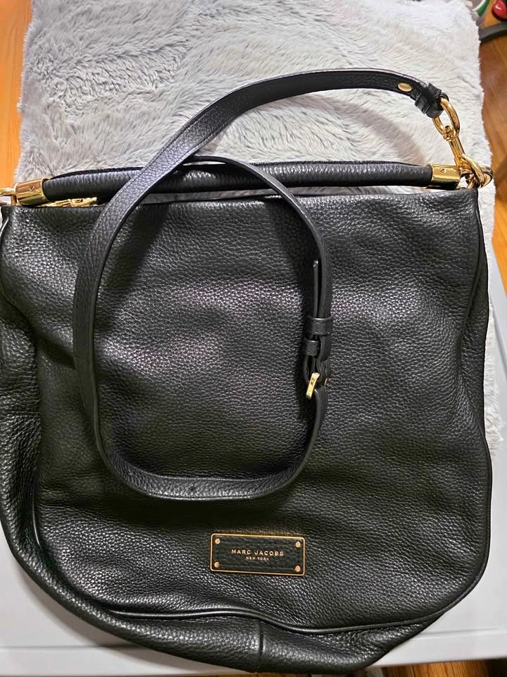 Marc Jacobs Hobo Bag - Piel Negra Original